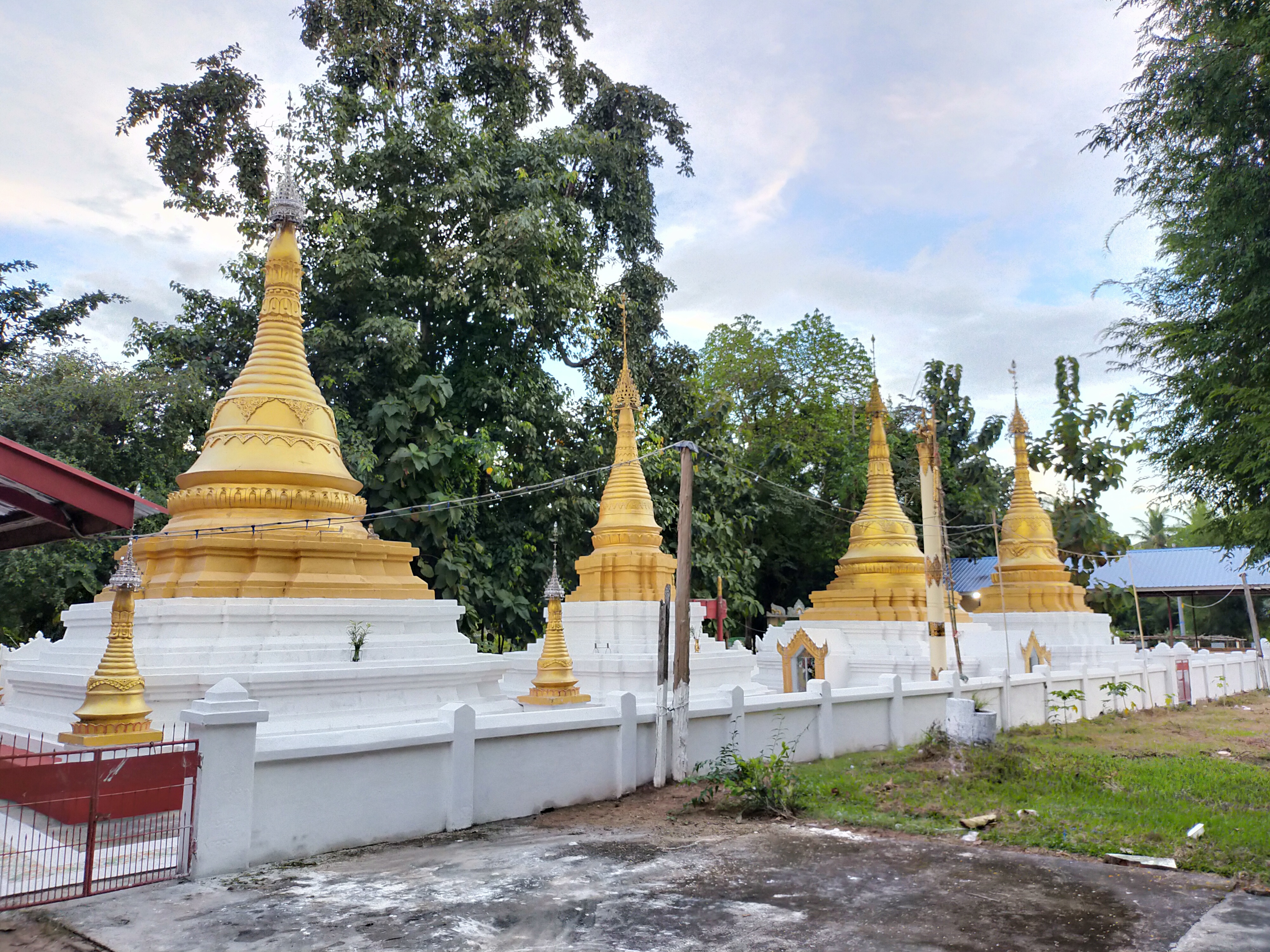 ရွှေကူကြီးဘုရား(အင်ဒိုင်း)