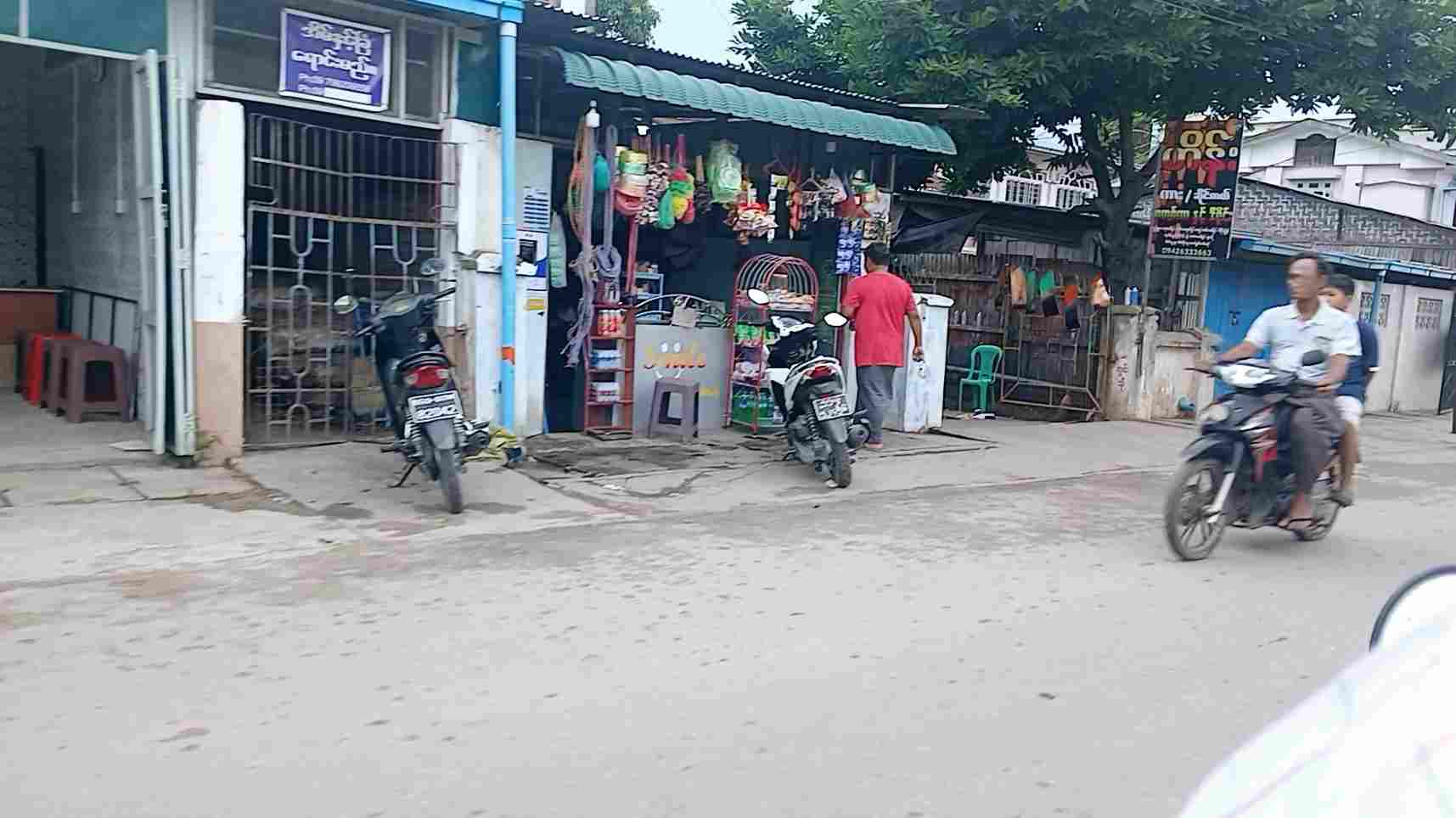 ဟိန်း ကား/ဆိုင်ကယ် စတစ်ကာနှင့်ဒီဇိုင်း