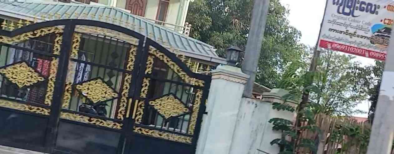 ကိုဖြိုးလေး ကားဝပ်ရှော့(အင်ဂျင်အောက်ပိုင်းပြုပြင်ရေး)