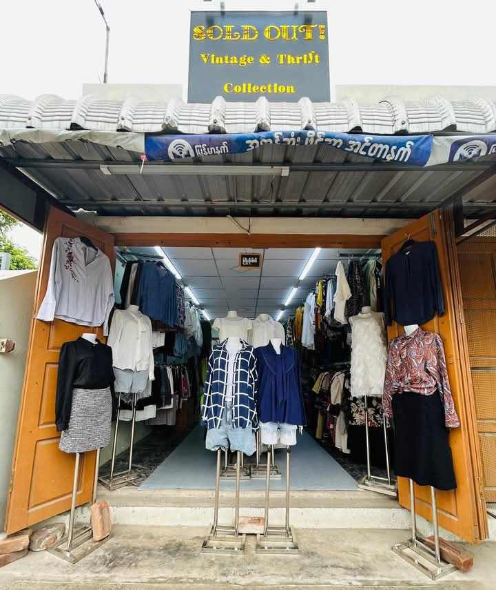 Sold Out (Vintage & Thrift Collection) ဘုရားလမ်း