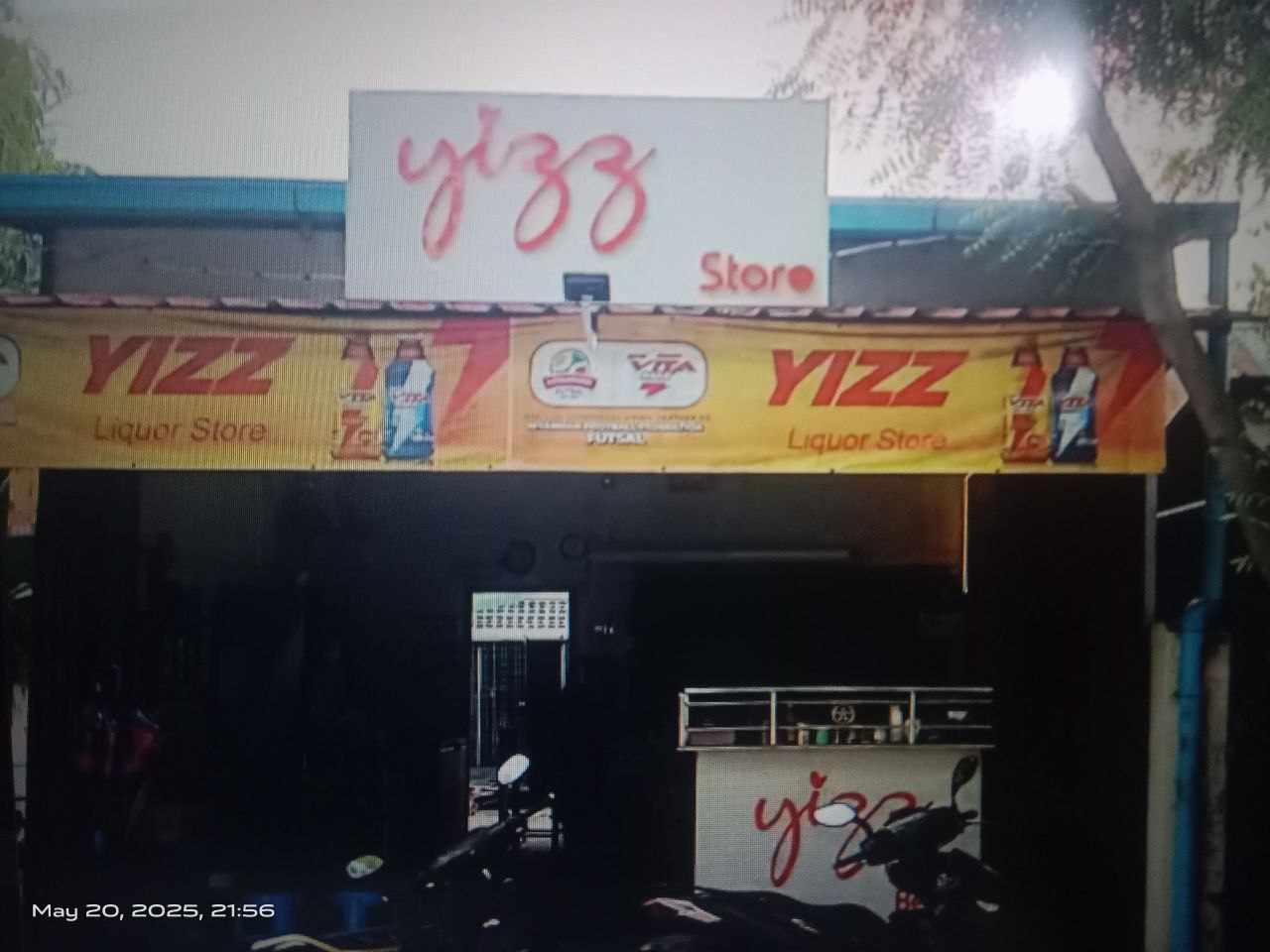 Yizz Liquor store ဘုရားလမ်း